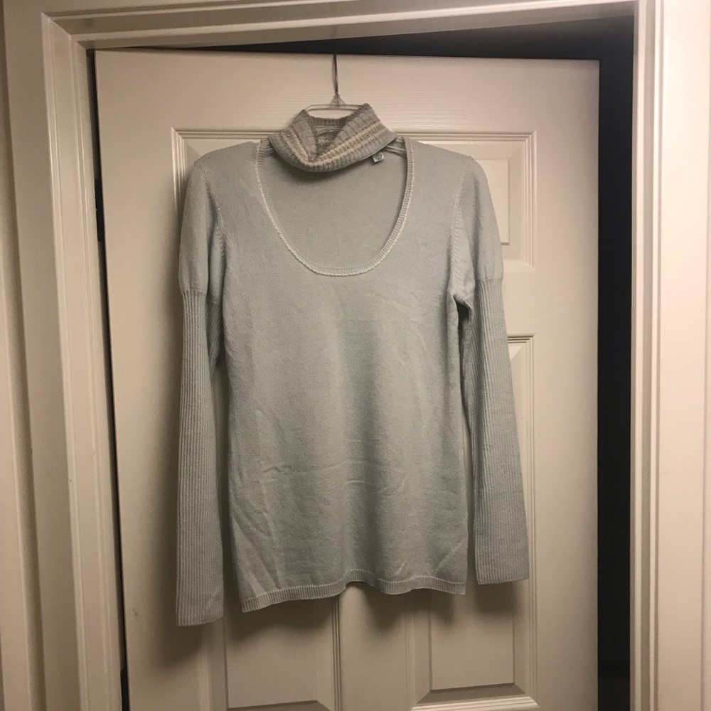 Cashmere sweater